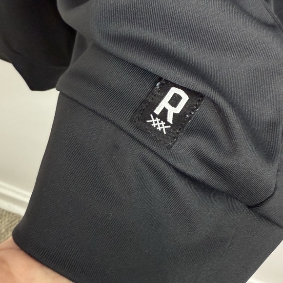 RHONE Essentials Training Crewneck Black Shirt Long Sleeves Men's L - Picture 4 of 12